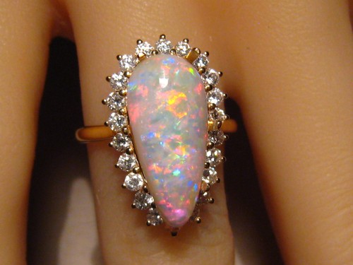 Red gem grade opal - grade,