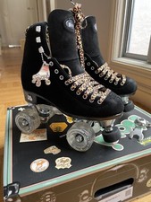 NEW Moxi Panther Roller Skates