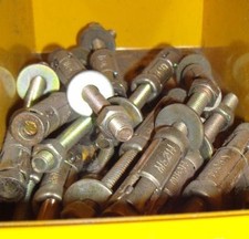 Projecting bolts 6 x 12 x 50mm