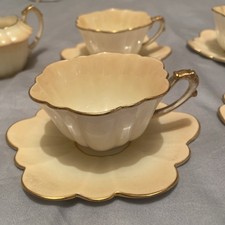 Victorian Scallop 10 PC Teacup