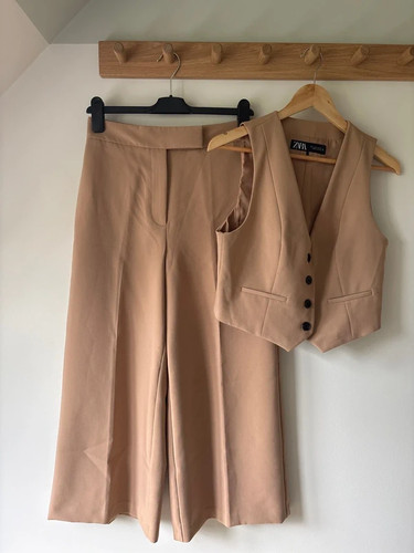 Zara brown waistcoat - waistcoat, trousers