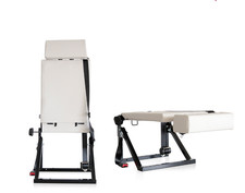 AGUTI folding travel seat
