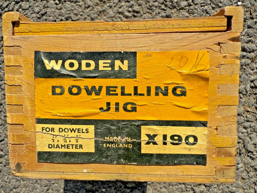 Vintage woden dowelling jig - woden,