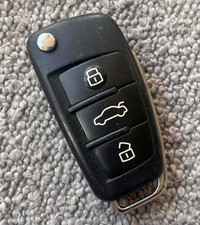 GENUINE AUDI 3 BUTTON REMOTE