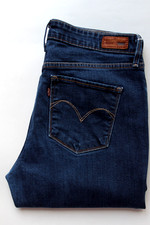 Levi's Demi curve straight
