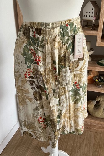Linen mix botanical print - mix,