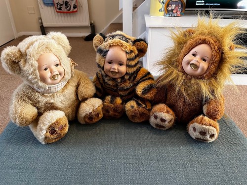 Lion tiger and teddy bear - lion,,