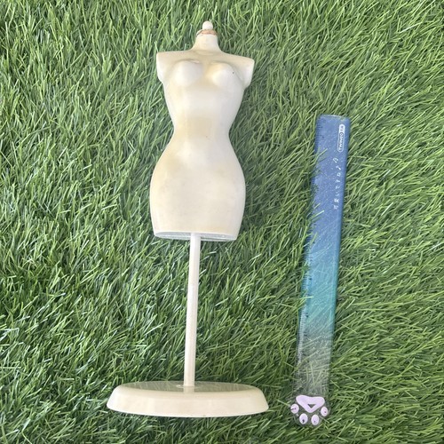 Official mattel vintage - vintage, barbie