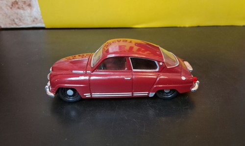 Corgi classics d711 saab - classics, 1:43