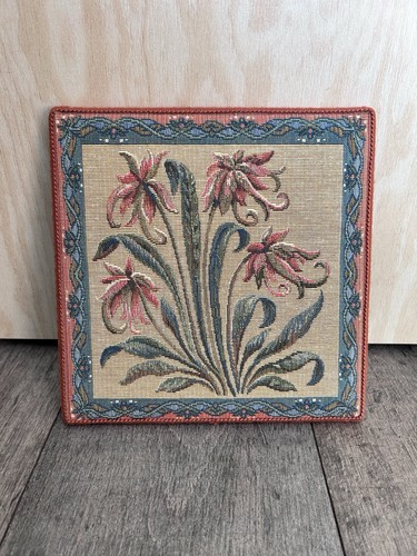 Cadw mille fleurs - mille,