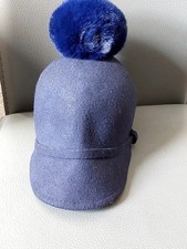Zara Accessories Girls Navy Wool Hats. Cloche style.  Size Large. Bnwtags