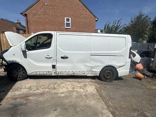 Renault trafic nissan nv300 - trafic,,
