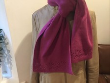 Long Scarf Hot Pink Purple Lovely Warm Soft Fleece & Cut Pattern VGC 170 X 28cm