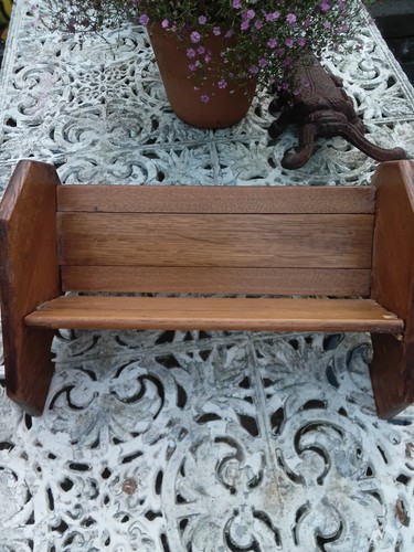 Lovely small vintage wooden - a,