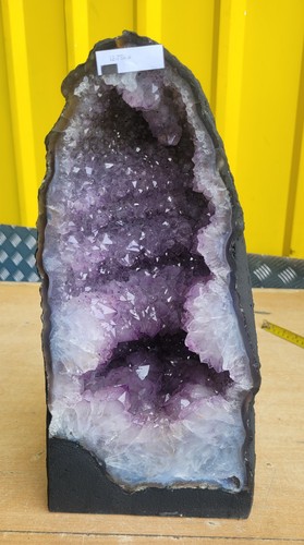 Stunning amethyst geode - amethyst,