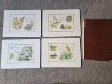 Set  4 large Clover Leaf Birds