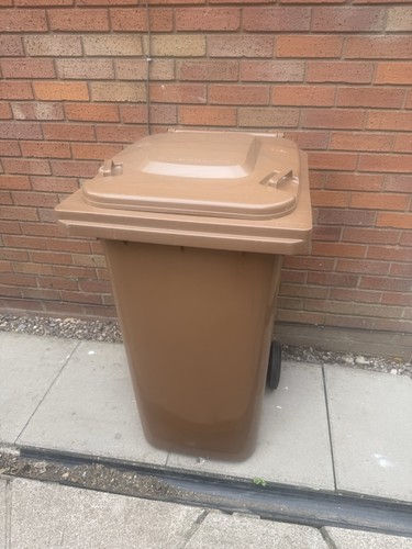 240l brown recycling wheelie - brown,