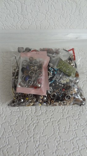 Job lot broken jewellery - lot,