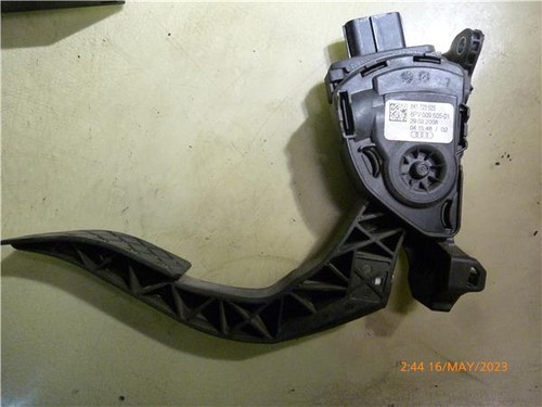 8k1723523 throttle pedal audi - 8k1723523,