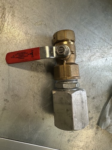 Gas top tee - top,