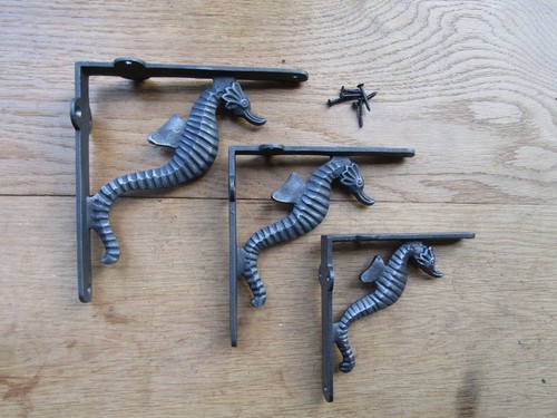 Pair seahorse nautical cast - of,