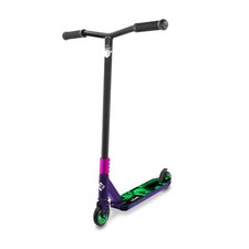 Street Surfing Stunt Kick