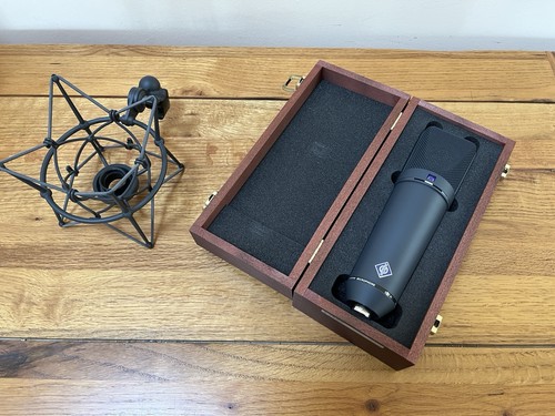 Neumann u87ai studio set - neumann, w/
