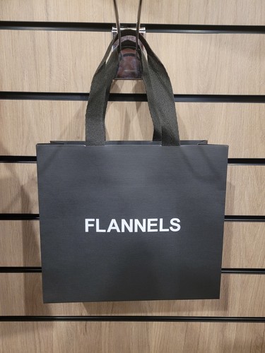 Flannels black empty gift - x,