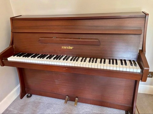 Lovely zender upright - lovely, piano