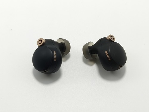 New black sony 1000xm4 - new,