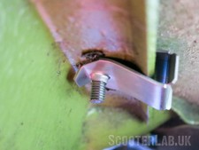 Lambretta LI150 bridge body fixing kit SLUK CLIP stainless clips 