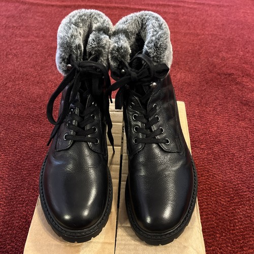 Pavers new box - pavers.new/box.black, leather