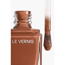 CHANEL le Vernis Nail Polish