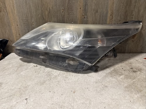 Toyota avensis headlight - toyota,