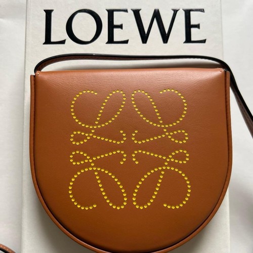 000 yen loewe - 75, bag