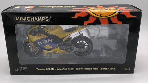 Yamaha yzr valentino - yzr-m1, ·