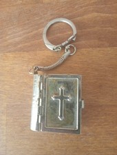 Vintage New Testament Bible Keyring Key Fob Chain Religious Miniature Book