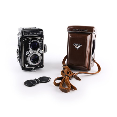 Yashica mat medium - medium, film