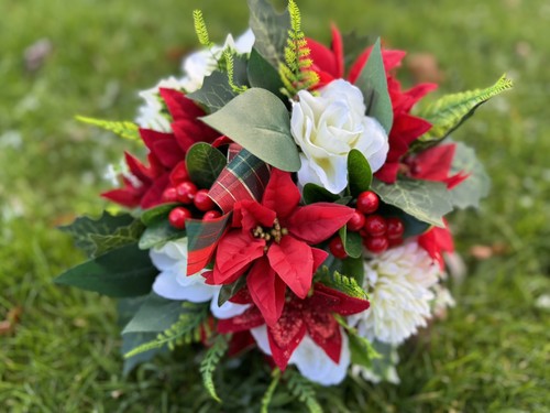 Christmas grave pot - grave,
