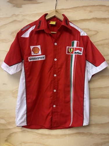 Vintage 1996 ferrari button - 1996,