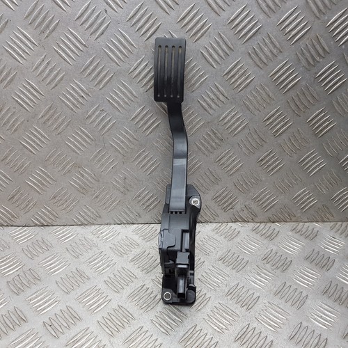 Volvo v40 accelerator throttle - v40,