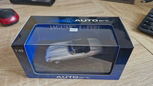 Jaguar type v12 - 1/43,