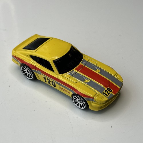Hot wheels datsun 240z - hot,