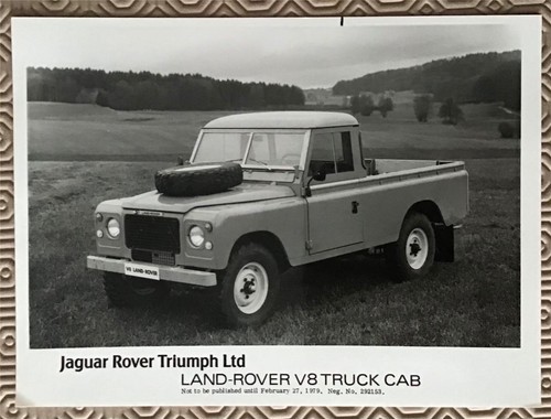 Land rover truck - rover, cab
