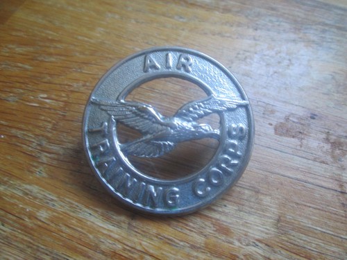 Vintage white metal air - vintage,