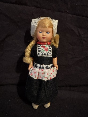 Vintage dutch doll - vintage, souvenir