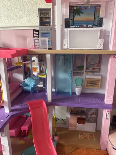 Barbie 2021 dream house - barbie,