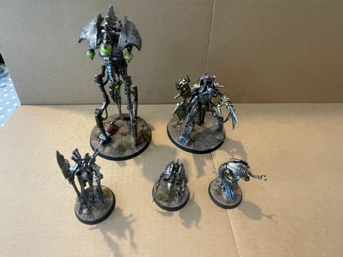 Necrons royal court well - court,