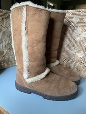 Womens Tan Ugg Sundance Boots - Size UK6 Good Condition