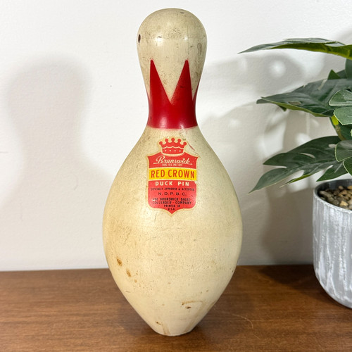 Vintage brunswick red crown - red,